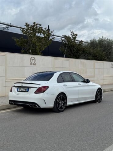 Mercedes Benz C300 2016